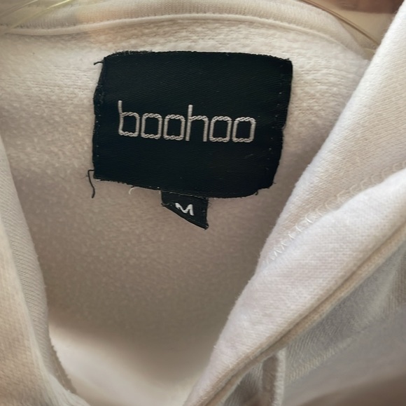 Boohoo Black and White Hoodie - Picture 4 of 4